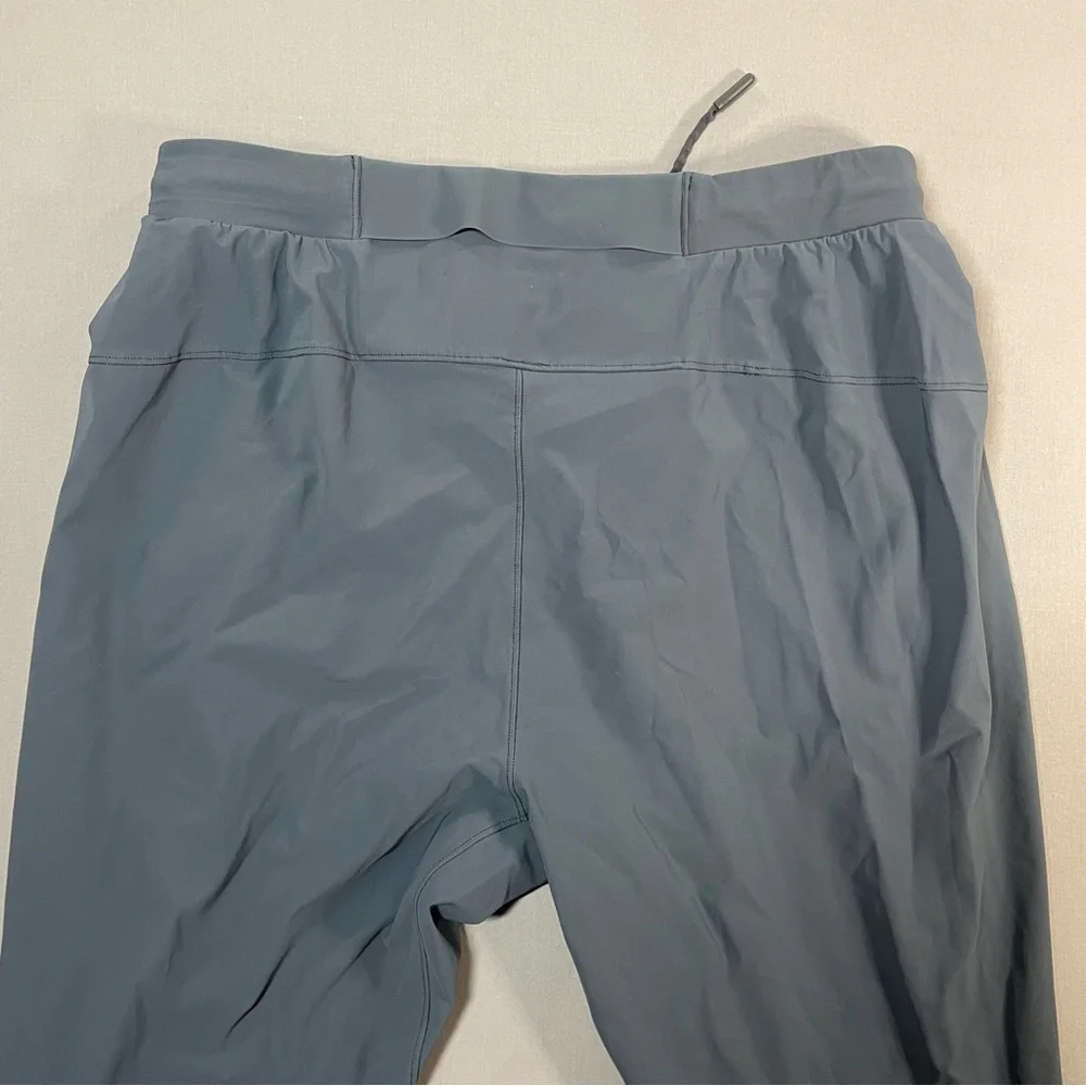 Lululemon Surge Joggers (Regular), Lightweight, Zips at Cuffs - Mens Medium
